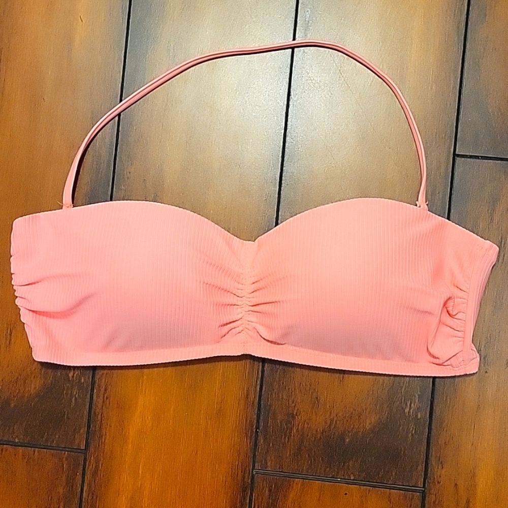 Swimsuit bikini top